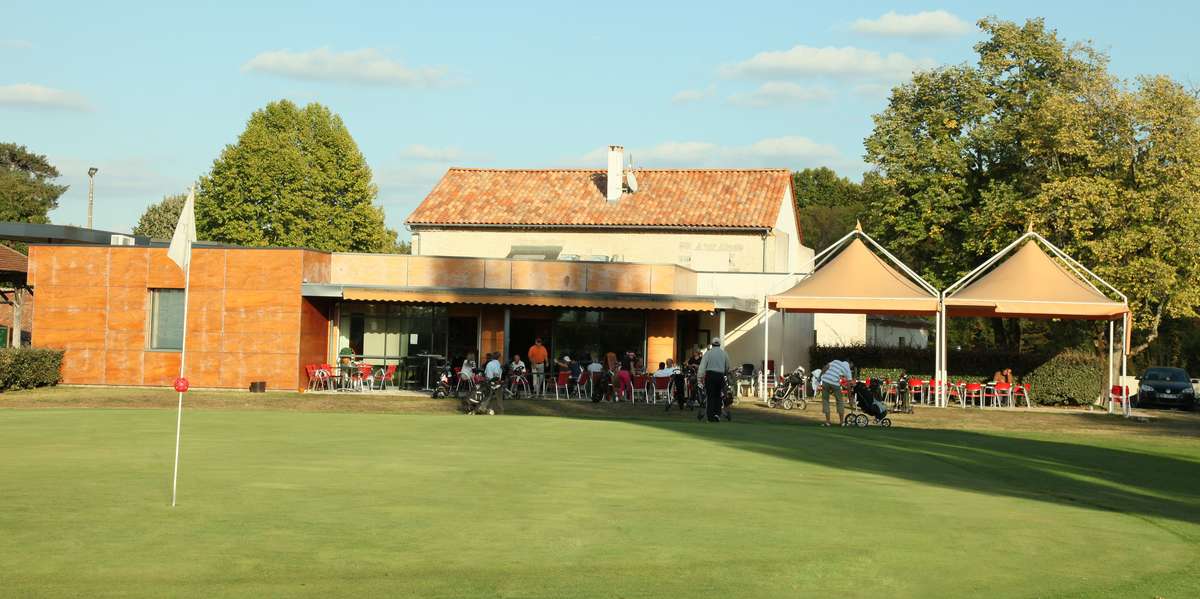 {Golf Club de Périgueux} Partners of the Périgueux Golf Club
