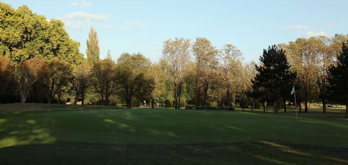 {Golf Club de Périgueux} Golf Club de Périgueux, composition de la commission sportive